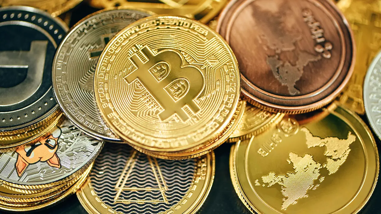 Bitcoin Hits All-Time High on Fed Rate Cut Expectations and Pro-Crypto Policies